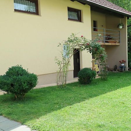 Apartment Luka Kuterevo Екстер'єр фото