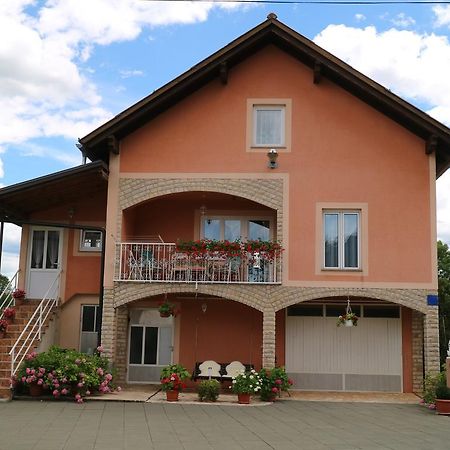 Apartment Luka Kuterevo Екстер'єр фото