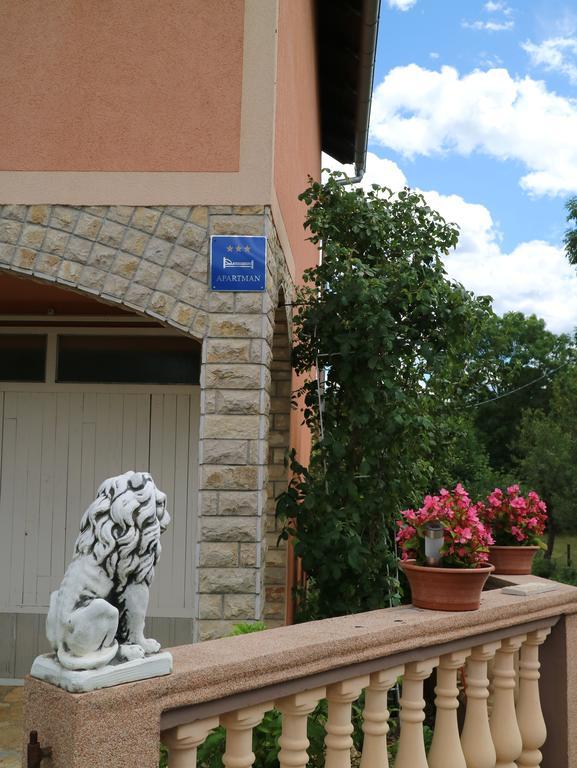 Apartment Luka Kuterevo Екстер'єр фото